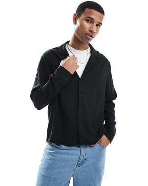 ASOS Boxy Fit Viscose Regular Shirt With Low Revere Collar - Black