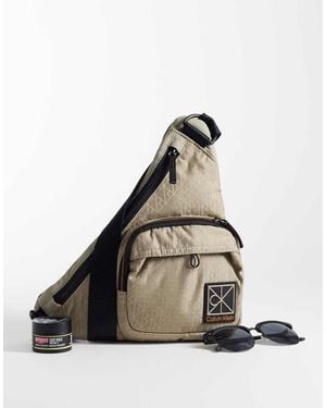 Calvin Klein Borsa A Tracolla Multitasche Con Stampa Di Emblema - Multicolore