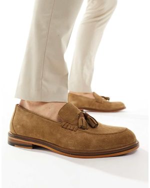 Walk London Mocasines Tostados Con Borla De Ante Putney De -Marrón - Blanco