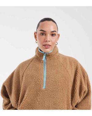 ASOS Asos Design Curve Borg Half Zip With Contrast Binding - Brown