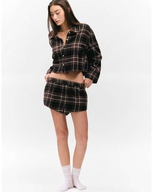 Monki – mix and match – karierte boxershorts aus flanell - Schwarz