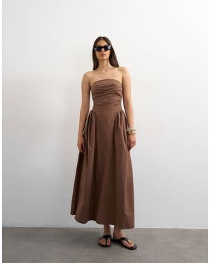 TOPSHOP Bandeau Cinch Waist Structured Maxi Dress - Brown
