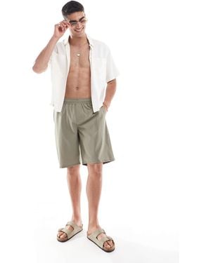 ASOS – lange badeshorts - Mehrfarbig