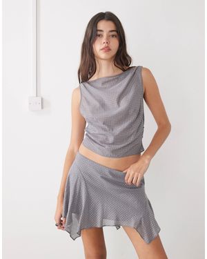 Monki – cropped-tanktop - Grau