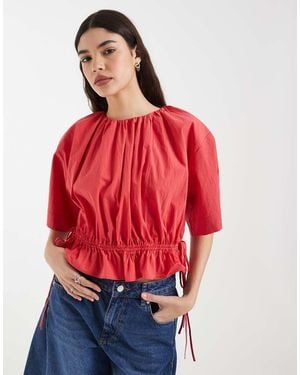 & Other Stories Cropped Coton Blend Top With Cinch Waist - Red