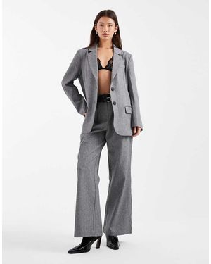 4th & Reckless Double Belt Pleat Detail Wide Leg Tailored Trousers - Grey