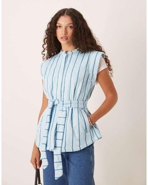 ASOS Chaleco Azul A Rayas Con Diseño Guateado Y Lazada En La Cintura De