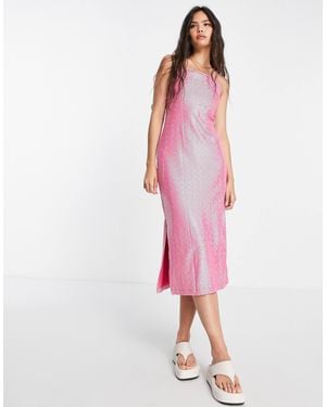Monki Holographic Midi Dress - Pink