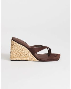 TOPSHOP Naomi Raffia Wedge Toe Thong Mule Sandals - Natural