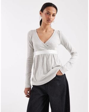 Hollister Long Sleeve V Neck Babydoll Top - White