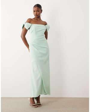 Forever New Vestido Largo Fruncido Con Escote Bardot Y Lazo - Blanco