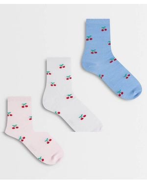Pieces Confezione Da 3 Paia Di Calzini Alla Caviglia Con Ciliegie Blu, Rosa E Bianchi
