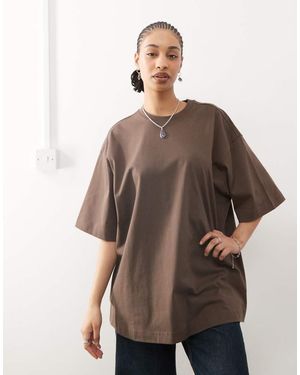 Weekday T-Shirt Oversize Scuro - Marrone