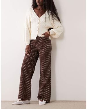 New Look Jeans mit weitem bein - Braun