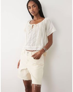 Mango – jeansshorts aus 100% baumwolle - Natur