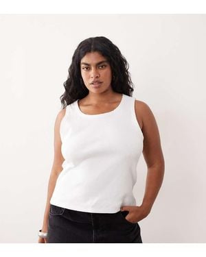 ARRANGE Curve Ribbed Vest With Raw Cotton Trim - White