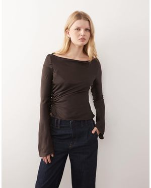 Monki Crinkle Satin Long Sleeve Boat Neck Top - Black