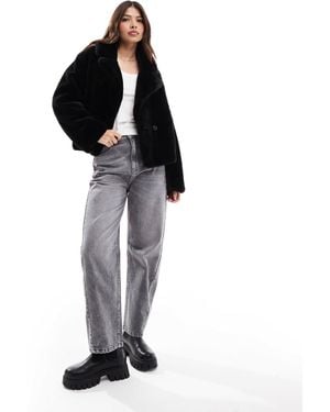 Stradivarius Faux Fur Cropped Jacket - Black