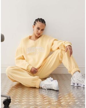 Edikted Girl V Neck Sweatshirt - Natural