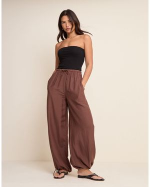 Nobody's Child Violet Linen Blend Elastic Waist Balloon Leg Pants - Brown