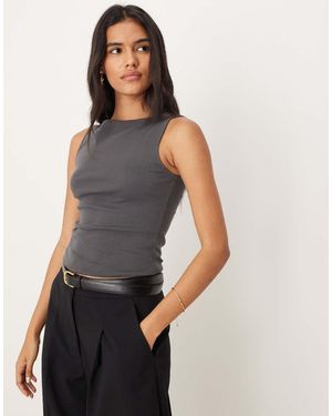 Mango Top Senza Maniche Con Scollo A Barchetta - Grigio