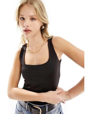 Vero Moda Jersey Top Met Vierkante Hals Op Twee Manieren Te Dragen - Zwart