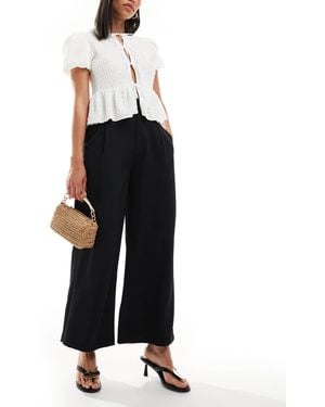 Stradivarius Cropped Tailored Trouser - Black