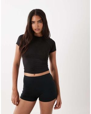 4505 Lightweight Active Ruched Front Short Sleeve Running Top - Black