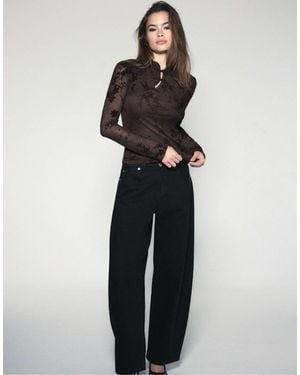 Stradivarius Beflocktes langarm-top mit knebelverschluss - Blau