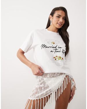 South Beach 'married - White