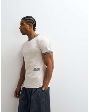ASOS Smal T-Shirt Met Gekleurde Randjes En Grafische Tekstprint - Wit