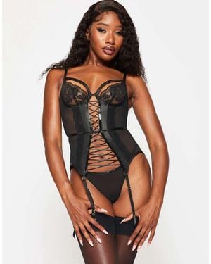 Ann Summers Hot Blooded Crotchless Cami Suspender Set - Red