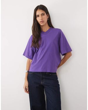 ASOS T-Shirt Con Scollo A V E Dettagli A Coste - Viola