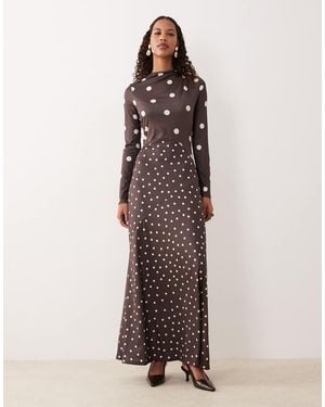 Pretty Lavish Slinky Spliced Printed Long Sleeved Maxi Dress - Brown