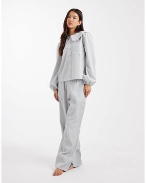 Threadbare Seersucker Gingham Print Pajamas With Peter Pan Collar - White