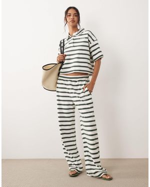 Kaiia Exclusive Cotton Rich Embroidered Logo Wide Leg Towelling joggers Co-ord - White