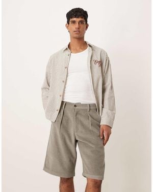 Prohibited Double Pleated Shorts - Natural