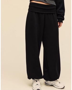 Stradivarius Soft-Touch Balloon Jogger Trousers With Turn-Up Waist - Black