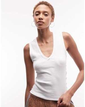 Collusion Low V Neck Exposed Seam Ribbed Vest - White