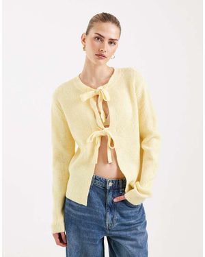 Pieces Cárdigan Amarillo Tenue Reversible Con Lazada Delantera De - Azul