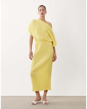 Never Fully Dressed Tilly Off Shoulder Plisse Maxi Dress - Yellow