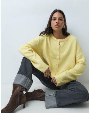 ASOS Gilet à col rond duveteux coupe décontractée - Jaune