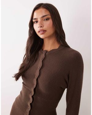 Aria Cove Fine Knit Scallop Neck Button Through Cardigan Co-ord - Brown