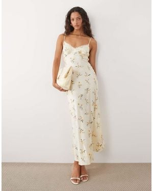 New Look Lace Trim Ditsy Floral Satin Midi Dress - White