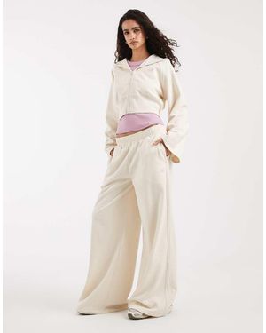 New Balance Brushed Coastal Fleece Pant - Natural