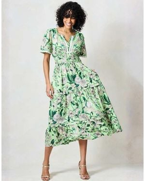 Hope & Ivy The Sylvie Lace Trim V-Neck Tiered Skirt Tea Dress - Green