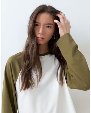 ASOS Boxy Raglan With Contrast Sleeves - Brown