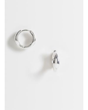 Pieces Small Chunky Hoop Earrings - Metallic