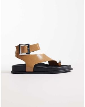 ASOS Fletcher Footbed Sandal With Metal Toe Loop - White