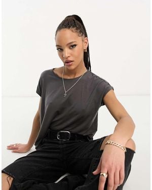 Vero Moda Round Neck T-Shirt - Black